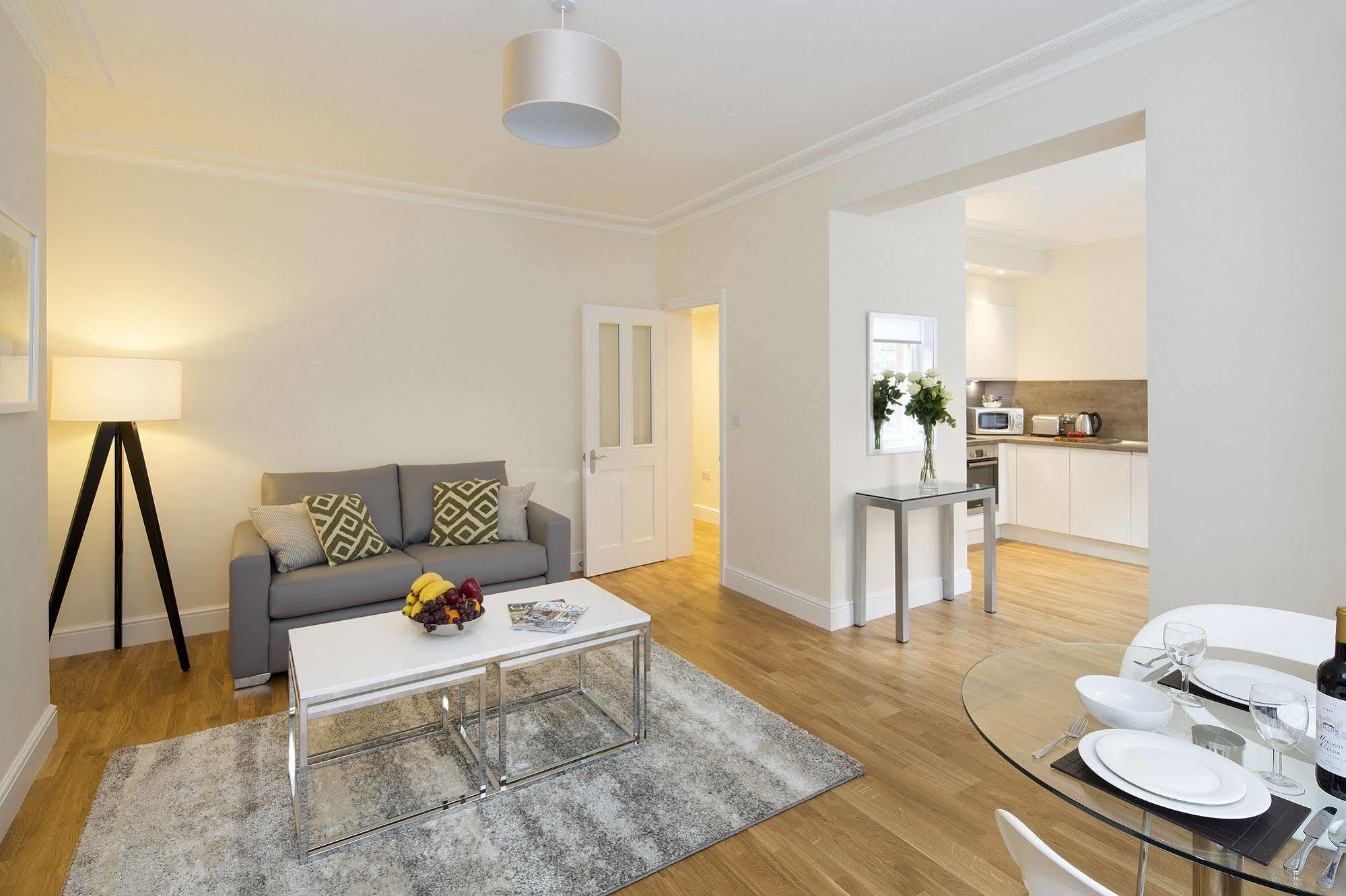 Hammersmith One Лондон Екстер'єр фото
