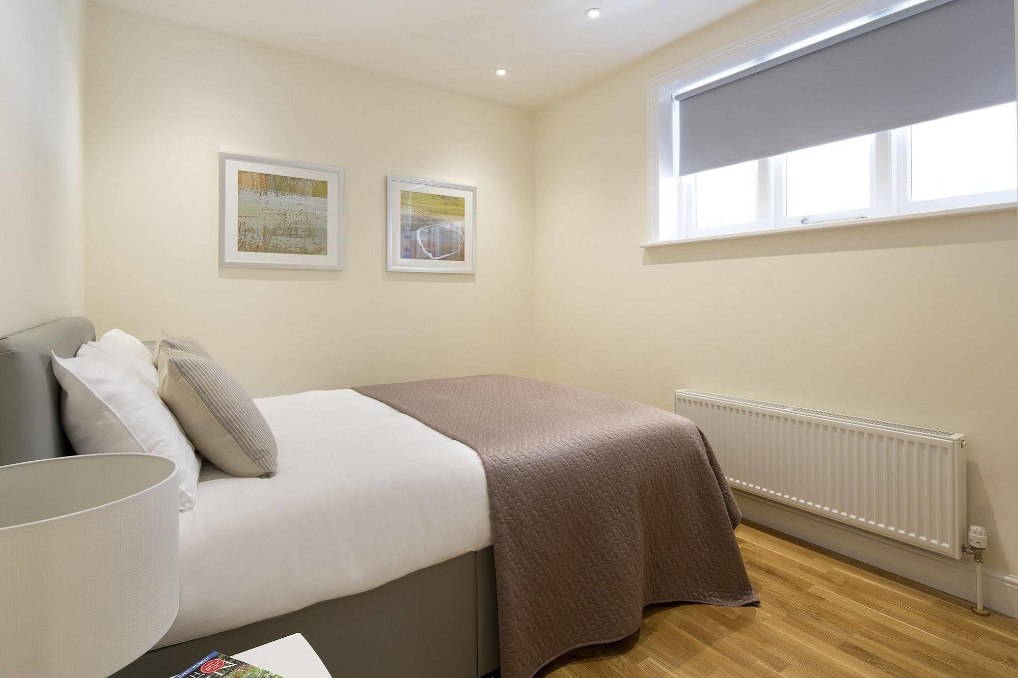 Hammersmith One Лондон Екстер'єр фото
